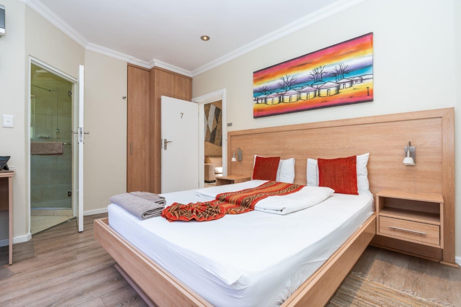 6 Bedroom Property for Sale in Milnerton Western Cape